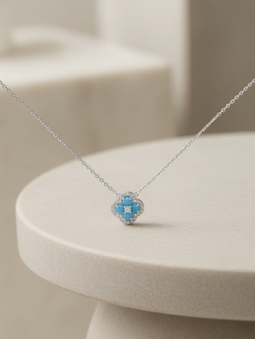 Aurelia Clover Necklace