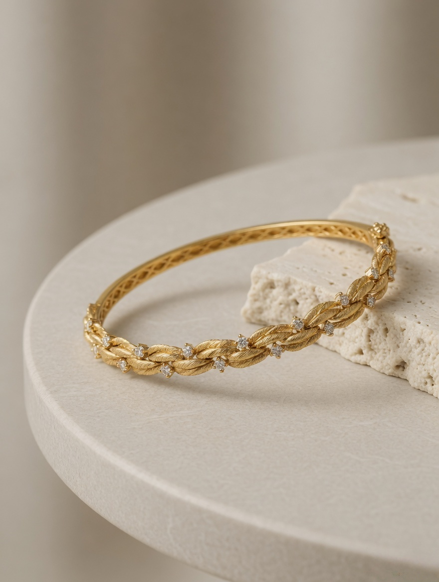Aurelia Laurel Bangle