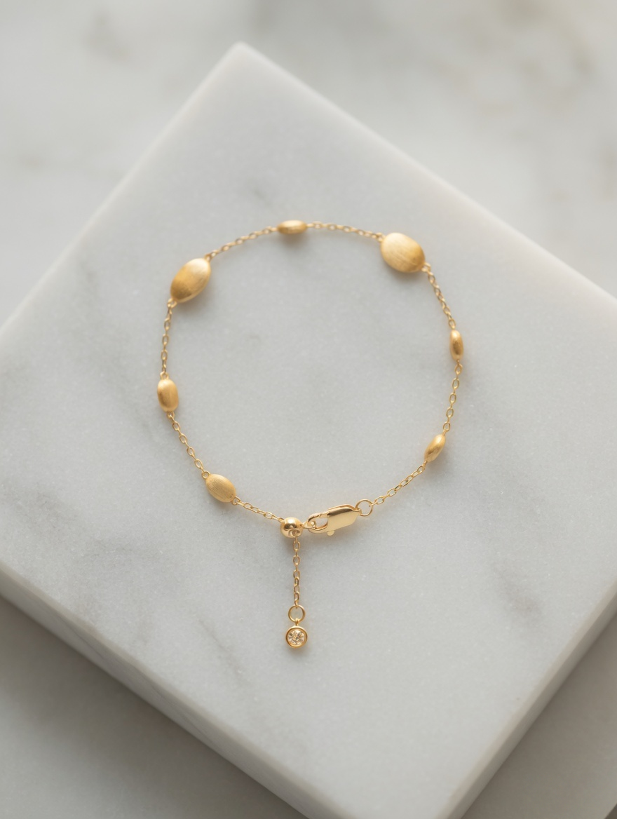 Elara Oval Bracelet
