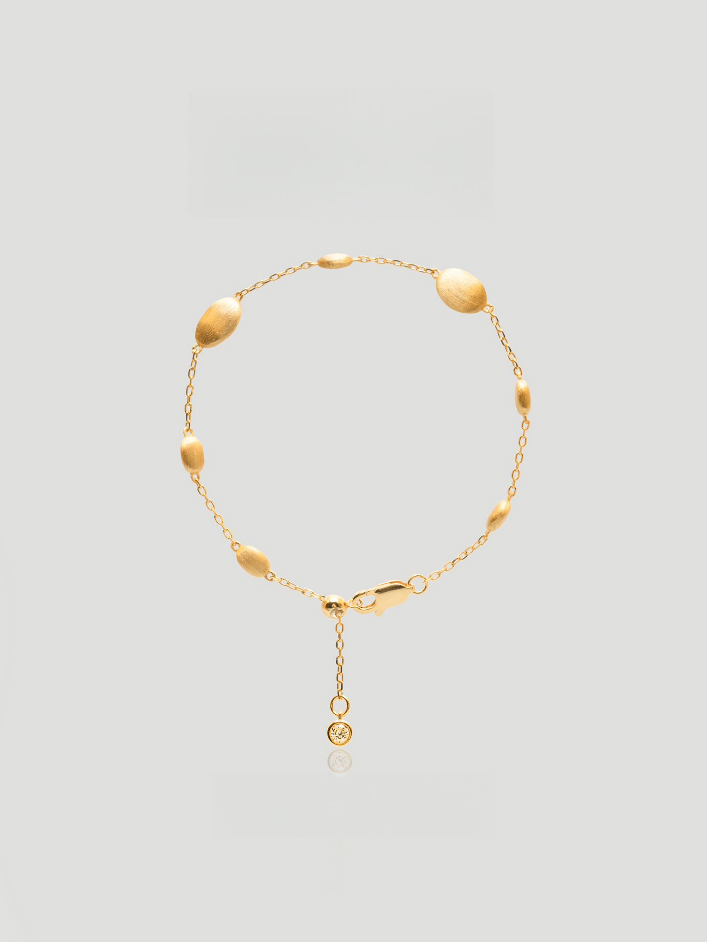 Elara Oval Bracelet
