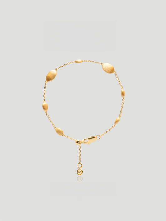 Elara Oval Bracelet