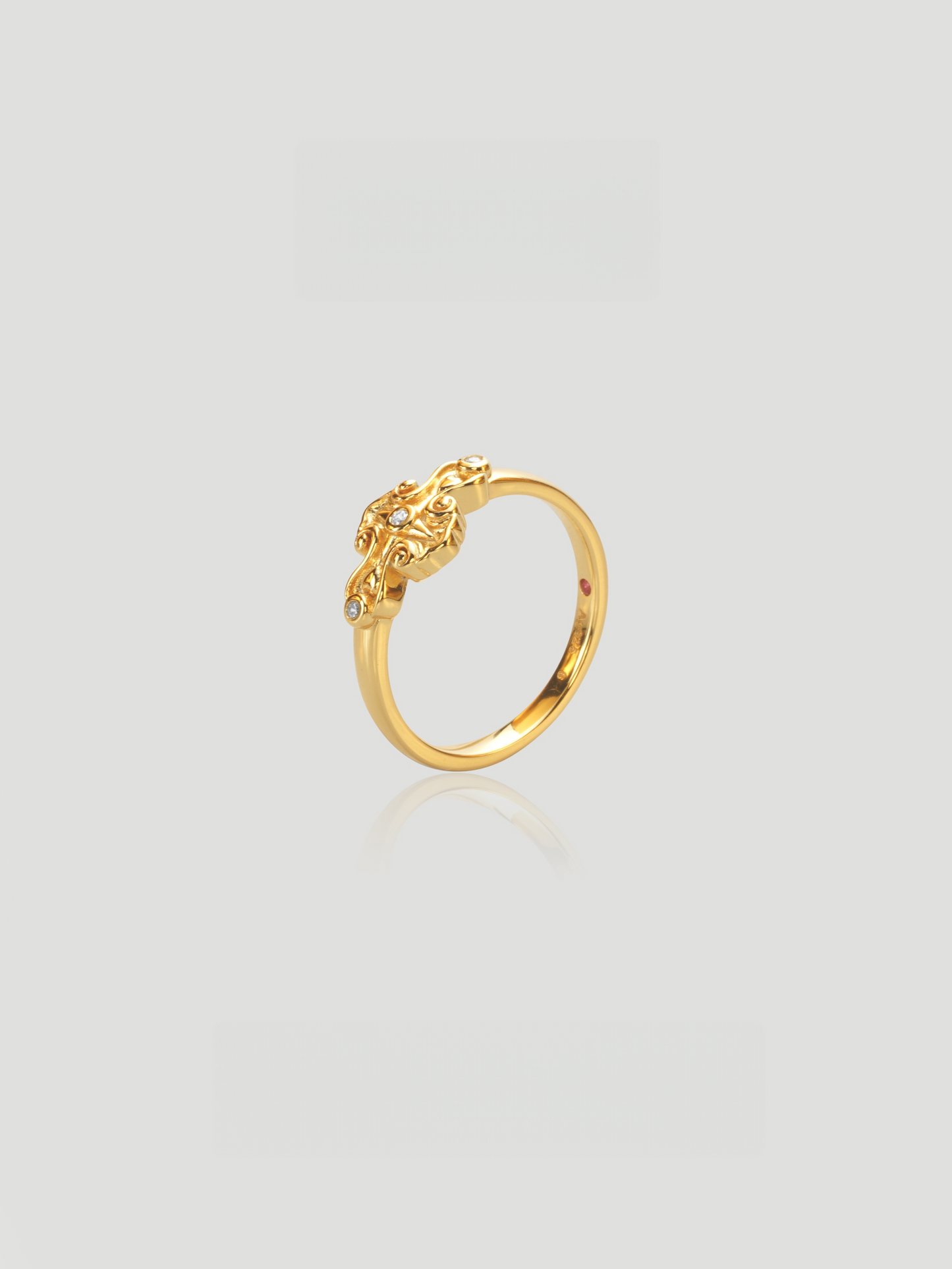 CARV. gold vine ring with pavé detail, curved leaf shape and polished band