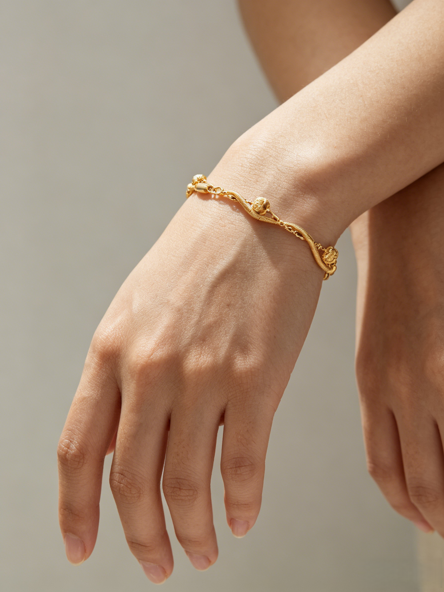 Elowen Orb Bracelet