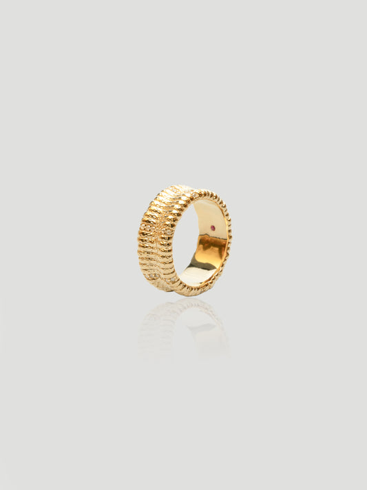 CARV. gold textured wide band ring with ribbed surface, thick band shape and polished interior