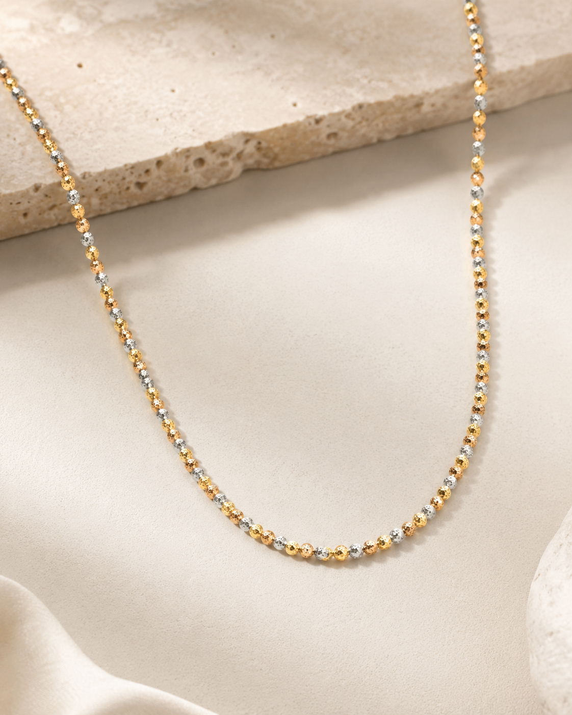 CARV. tri-tone beaded chain necklace with mixed metallic beads and delicate chain detail