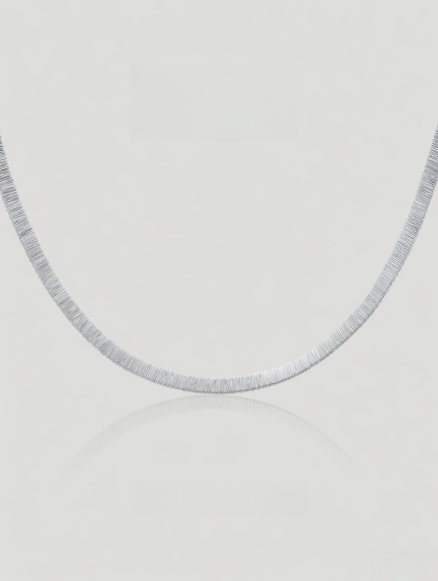 CARV. silver textured collar necklace with curved short chain design and fine ridged detail