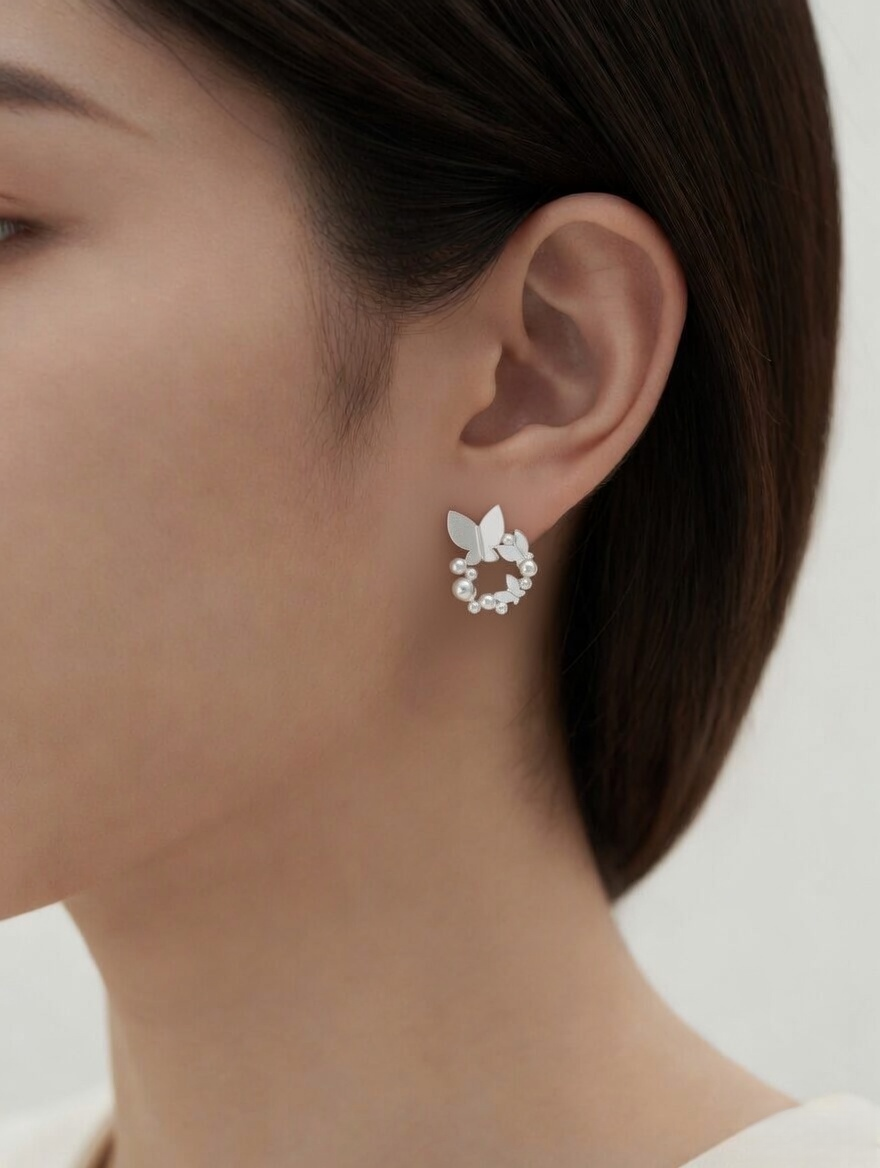 Butterfly Pearl Wreath Stud Earrings