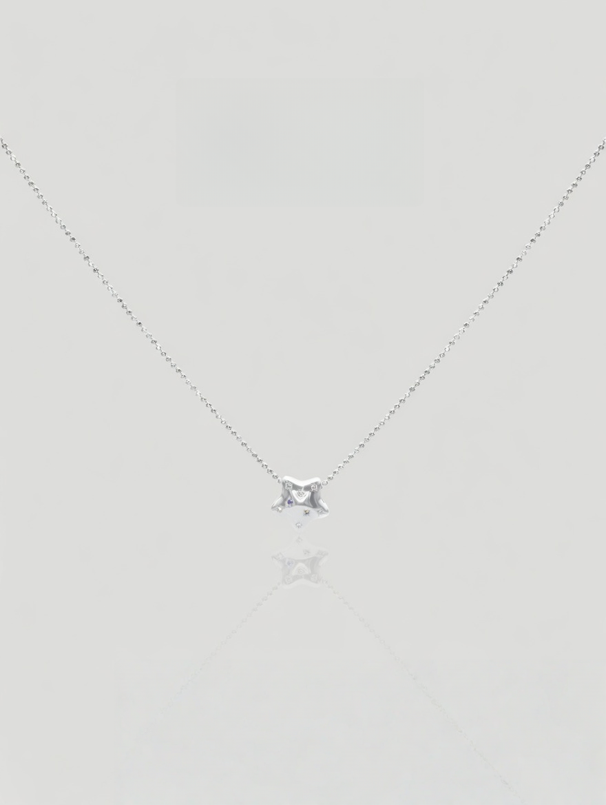 CARV. silver star zircon pendant necklace with fine chain and small sparkling star charm